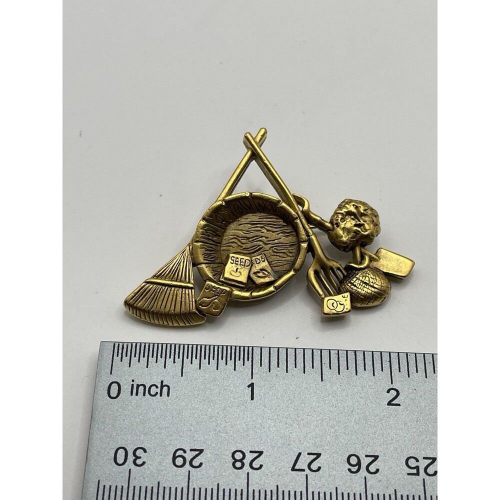 VTG signed DANECRAFT GOLD DIMENSIONAL GARDEN THEME PIN BROOCH - Picture 3 of 3